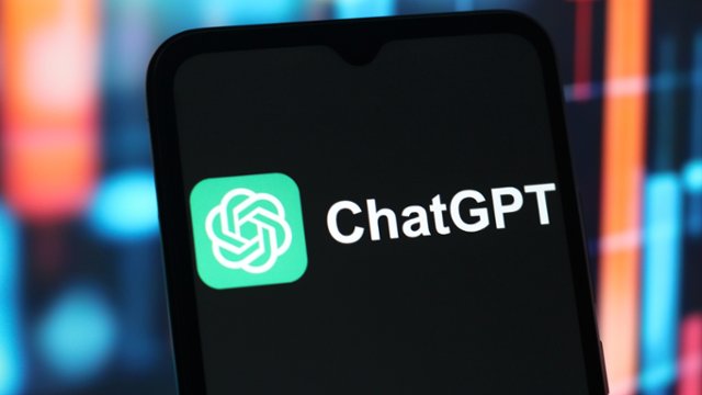 ChatGPT otrzyma swoją biografię! Za kamerą reżyser "Challengers"