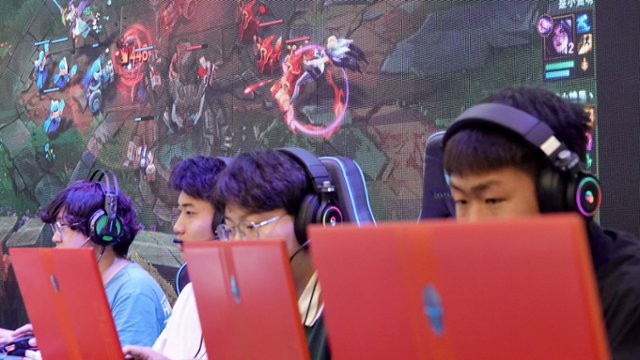 Reżyserka "Materialistów" zrobi serial o e-sporcie?