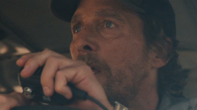 ZWIASTUN: "Zaginiony autokar". McConaughey vs. pożary w...