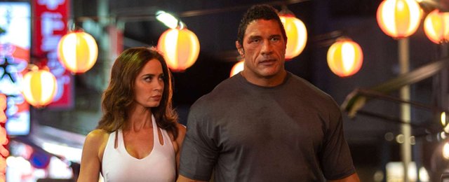 emily-blunt-dwayne-johnson-the-smashing-machine-2-082525-4686fd02204e466db281b0e037aef346.jpg
