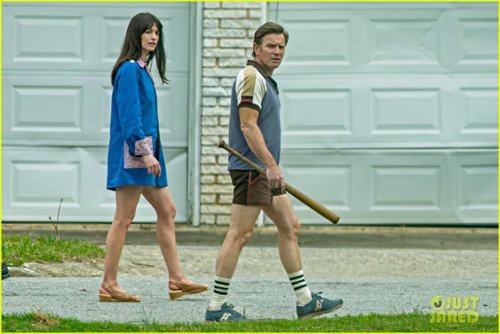 anne-hathaway-ewan-mcgregor-first-set-pics-12.jpg