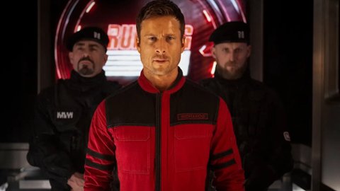 Glen Powell obwinia Paramount za klapę "Uciekiniera"