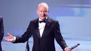 Stellan Skarsg&aring;rd o pracy po udarze: "Cieszę się, że to, co ważne, przetrwało"