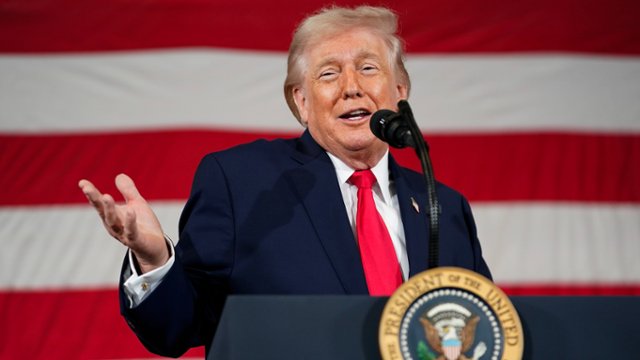 Trump znowu grozi Netfliksowi, choć obiecywał, że już nie będzie