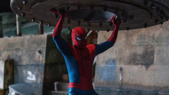 Nowy "Spider-Man" lepszy niż "Endgame". Kolejny kamień milowy za...