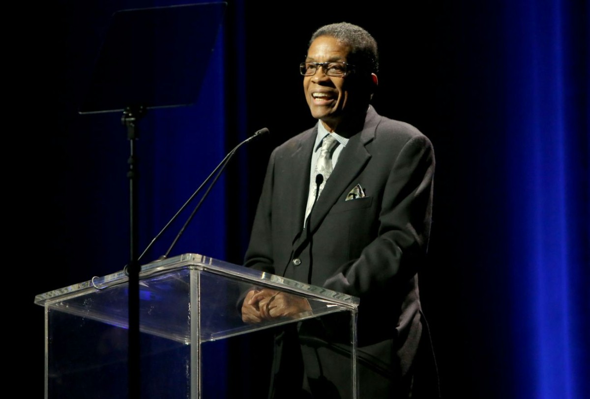 Herbie Hancock zwiedzi "Miasto Tysiąca Planet"