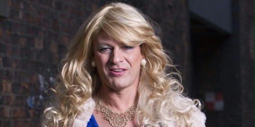 Sean Bean założy sutannę