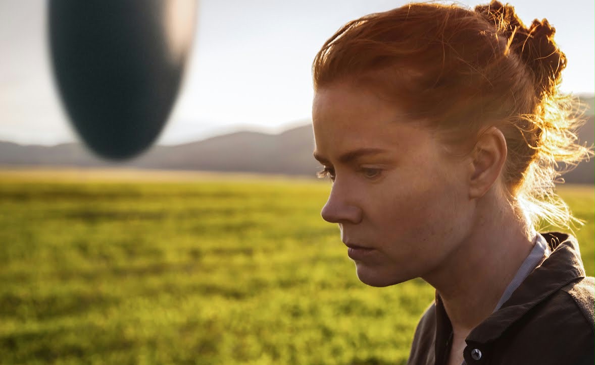 FOTO: Mieszkańcy Hongkongu oburzeni plakatem "Arrival"