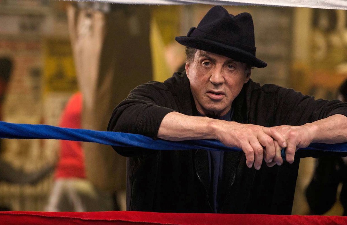 Sylvester Stallone zaopiekuje się potwornie okaleczonym Adamem...