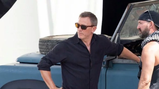 FOTO: Daniel Craig na planie "Bonda 25"