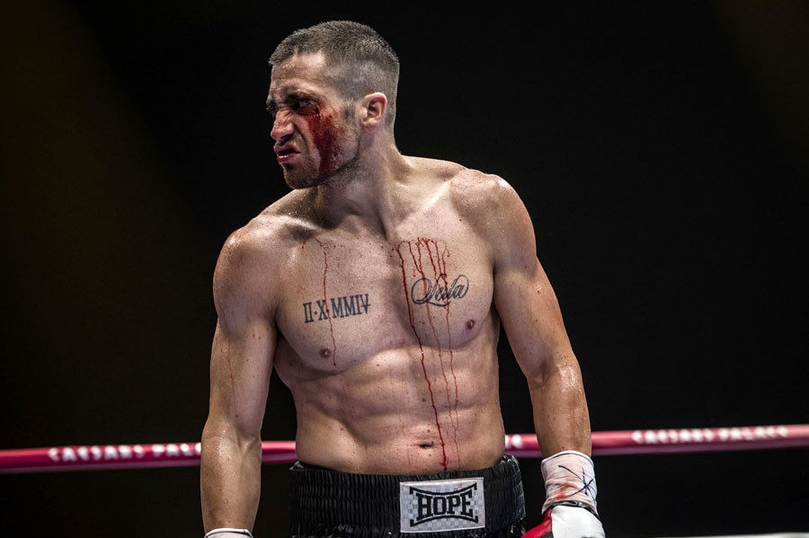 beskyttelse overførsel tortur "Road House": umięśniony Jake Gyllenhaal policzkuje oponenta na gali UFC.  Zobacz wideo - Filmweb