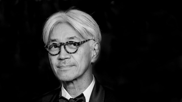 Nie żyje Ryûichi Sakamoto, twórca muzyki do "Ostatniego cesarza"