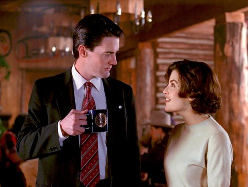 Diane, jest 11:30, 24 lutego. Wjeżdżam do Twin Peaks…