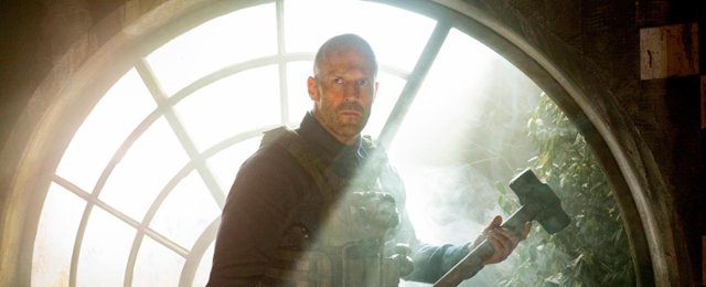 "A Working Man": Jason Statham kontra handlarze żywym towarem...