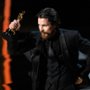 Odmieniony nie do poznania Christian Bale na planie nowego filmu (FOTO)