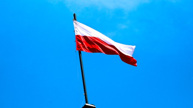 Wybieramy najlepsze seriale i filmy na Święto Niepodległości