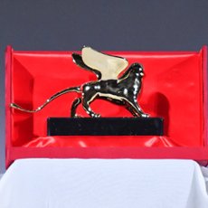 WENECJA 2026: Duńska "Kvinde ukendt" zdobywa Złotego Lwa