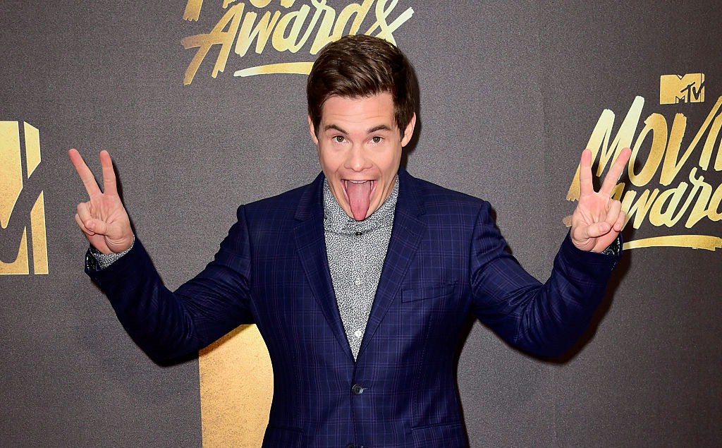 Adam Devine i Alexandra Daddario spędzą ze sobą jedną noc raz za...