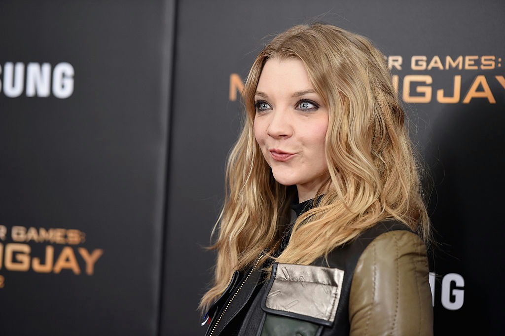 Natalie Dormer u boku Jaia Cournteya w "God Four"