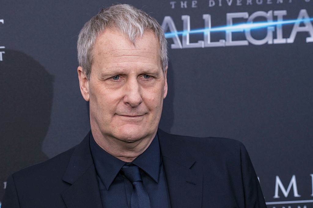 Jeff Daniels z newsroomu HBO przeniesie się na Dziki Zach&oacute;d...