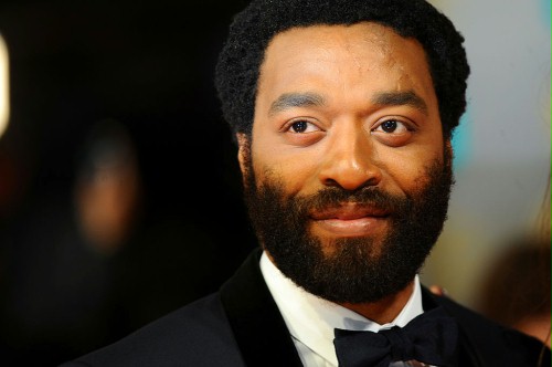Czarny dzień dla rasist&oacute;w: Chiwetel Ejiofor apostołem Piotrem