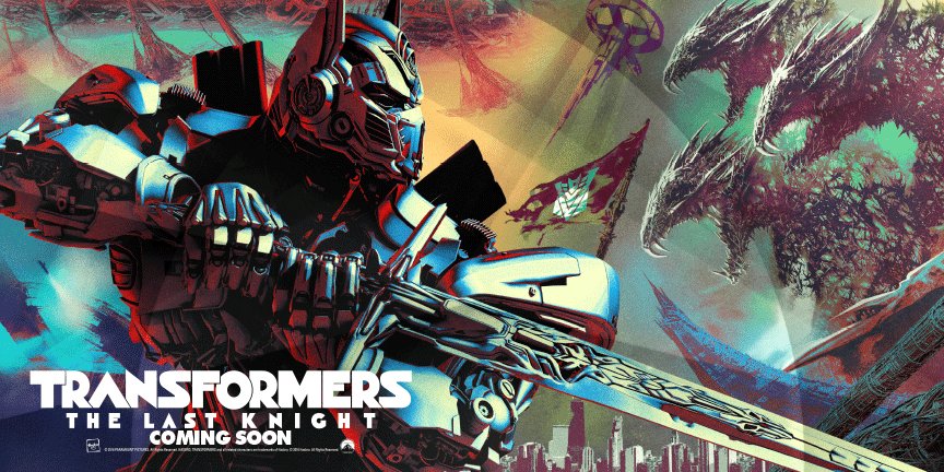 FOTO: Optimus Prime kontra tr&oacute;jgłowy potw&oacute;r