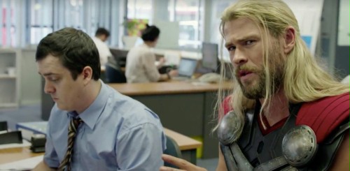 HUMOR: Co robił Thor podczas "Wojny bohater&oacute;w"?