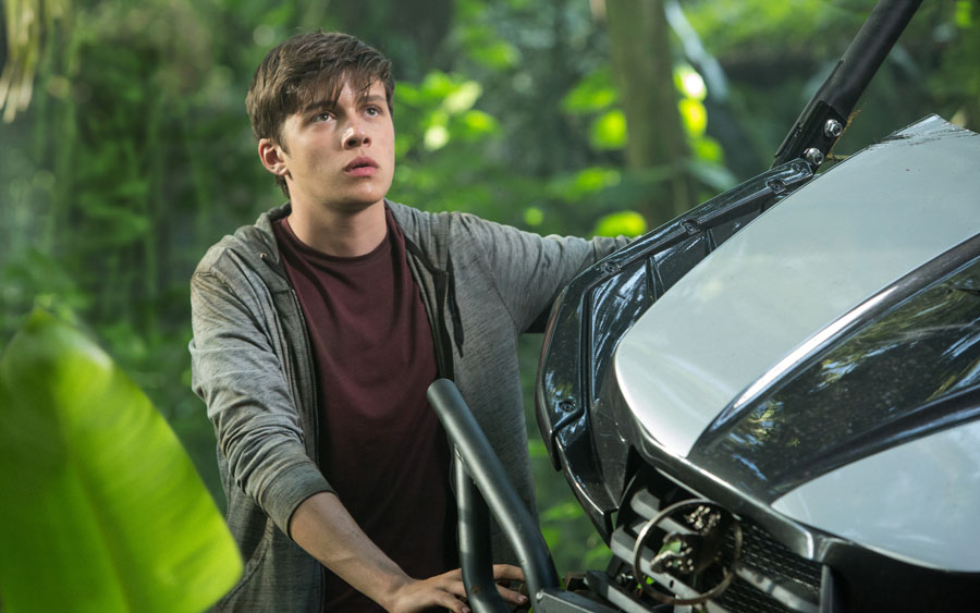 Młoda gwiazda "Jurassic World" gejem w ekranizacji "Simon vs. the...