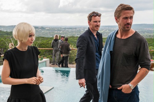 FOTO: Ryan Gosling, Rooney Mara i Michael Fassbender przy basenie