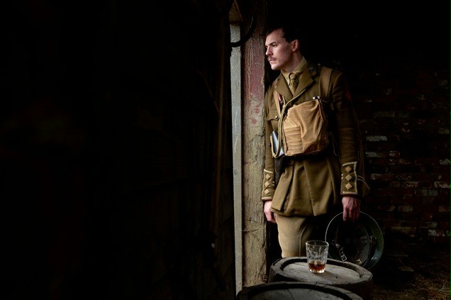 BIULETYN: Zdjęcie z "Journey's End". Plakat z "The Heretics"