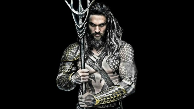 "Aquaman" będzie pływał w morzu mamony dwa miesiące później