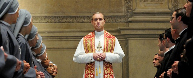 the_young_pope_-_still_-_h_-_2016.jpg