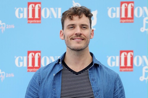 Sam Claflin policjantem i wojennym weteranem w "Semper Fi"