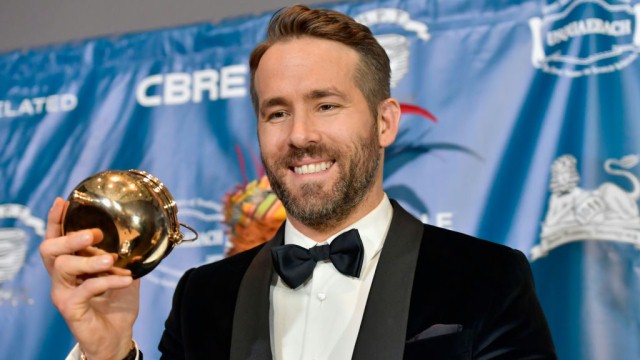 Ryan Reynolds w widowisku Netfliksa, Baya i autorów "Deadpoola"
