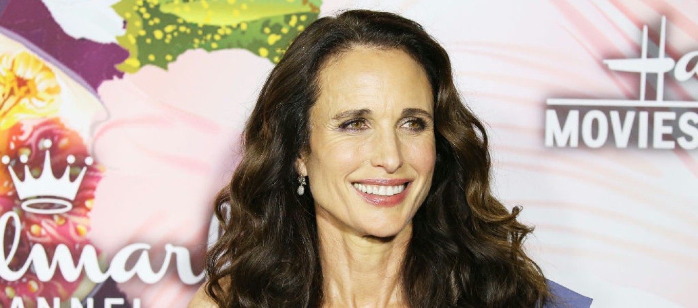 Andie MacDowell zmieni noc poślubną synowej w koszmar - Filmweb