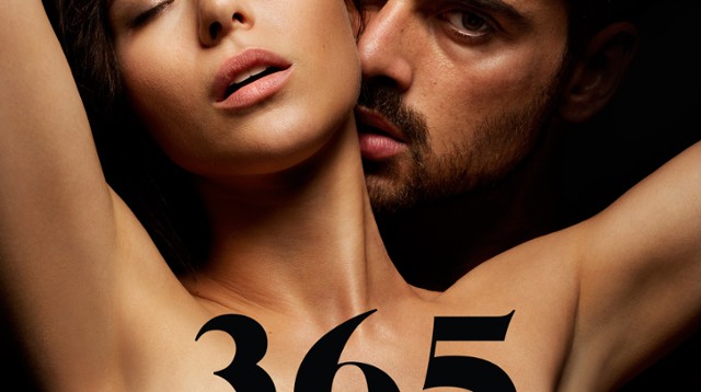 FOTO: Kipiący namiętnością plakat "365 dni"