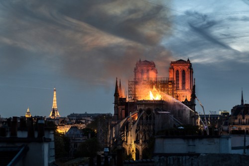 Jean-Jacques Annaud opowie o pożarze katedry Notre Dame