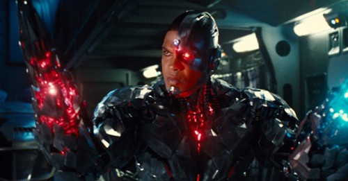 Cyborg v Warner: kolejne starcie. Fisher nie zrezygnował z "The...