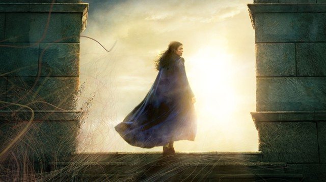 FOTO: Rosamund Pike jako Moiraine na plakacie "Koła Czasu"