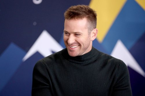 Comeback? Armie Hammer robi podcast. Czy świat mu wybaczy?