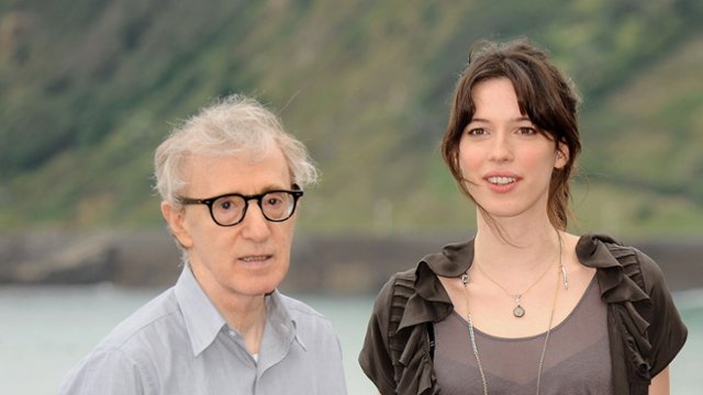 Rebecca Hall już nie żałuje pracy z Woodym Allenem