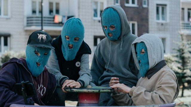 Zwiastun "Ministrantów", nowego filmu twórcy "Cichej nocy"