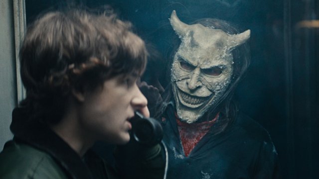 Nieugięty Universal. "Czarny telefon 2" za chwilę na VOD