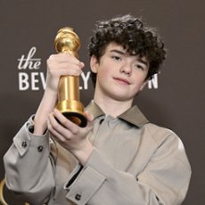 Owen Cooper i Wagner Moura przechodzą do historii Złotych Glob&oacute;w