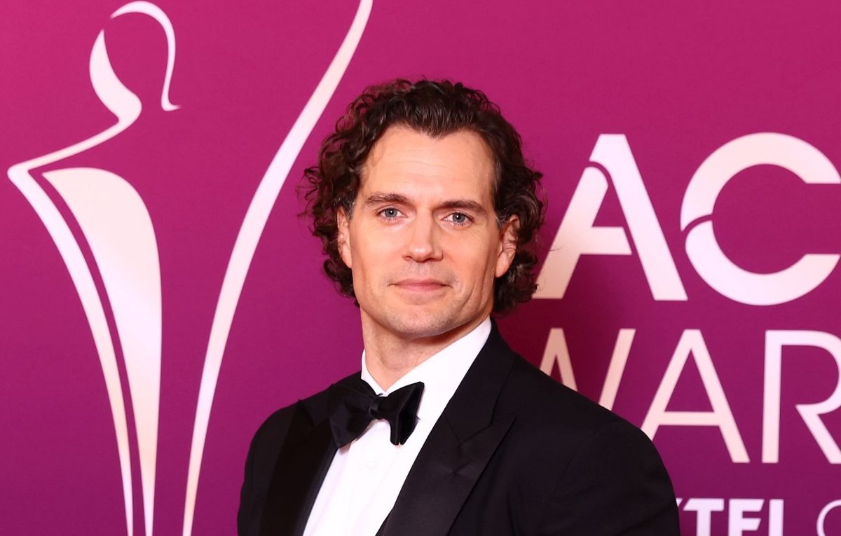 Henry Cavill jako "Nieśmiertelny". Nowe zdjęcia z planu