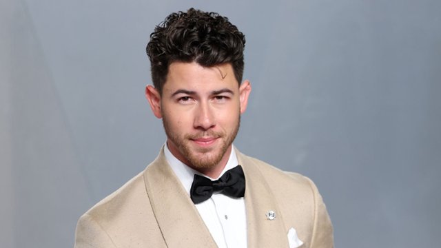 Nick Jonas gwiazdą bożonarodzeniowego horroru tw&oacute;rcy "Frendo"
