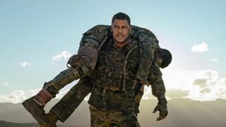 Alan Ritchson powr&oacute;ci w sequelu hitu Netfliksa "Maszyna do zabijania"