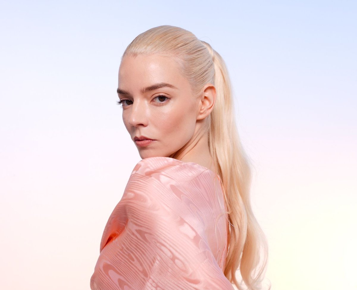 OFICJALNIE! Anya Taylor-Joy zawita w Śródziemiu. Jest pierwsza grafika!