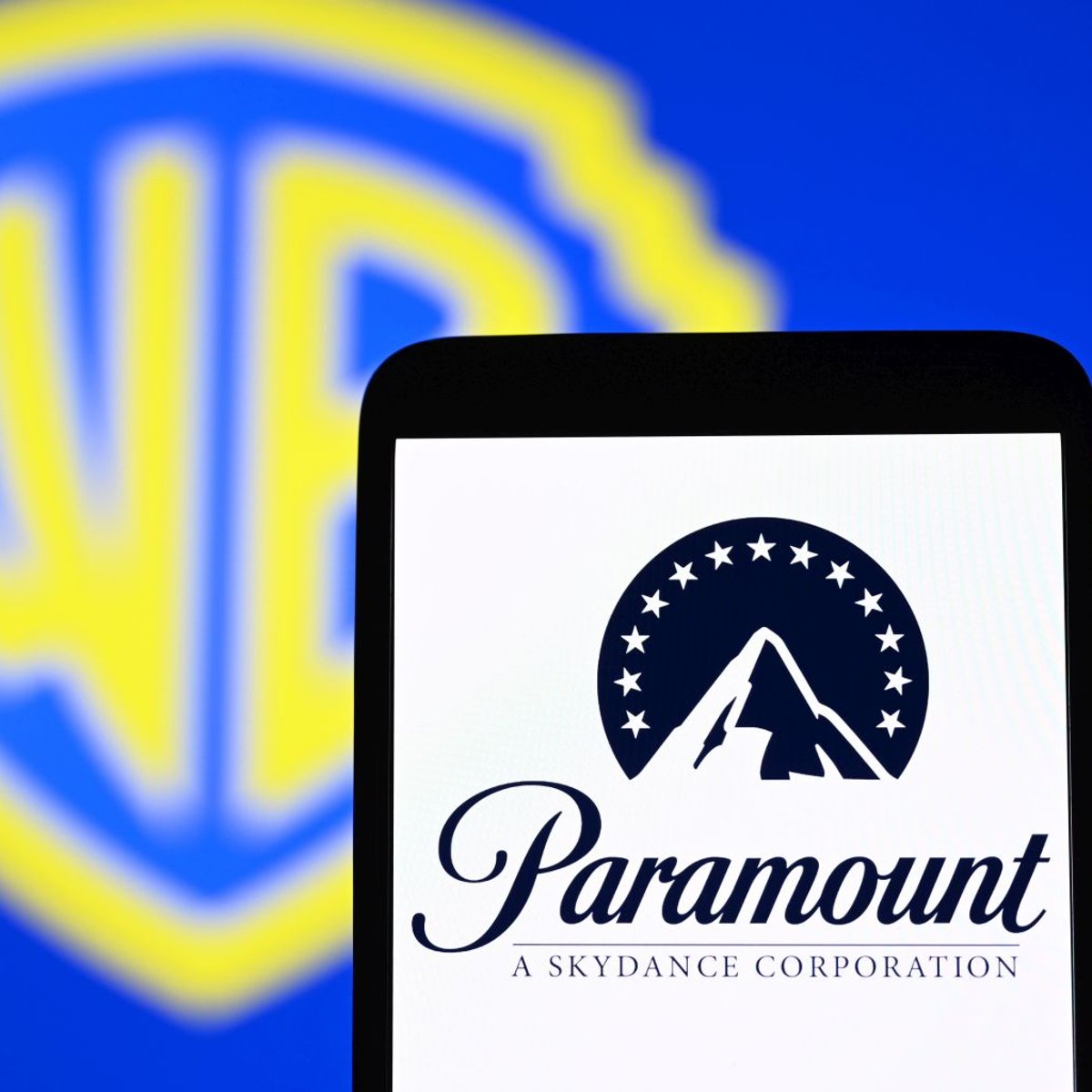 KE akceptuje przejęcie Warner Bros. Discovery przez Paramount za 111 mld dol.