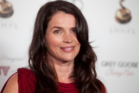 Julia Ormond rozwiążę zagadkę śmierci męża z Peterem Dinklage'em